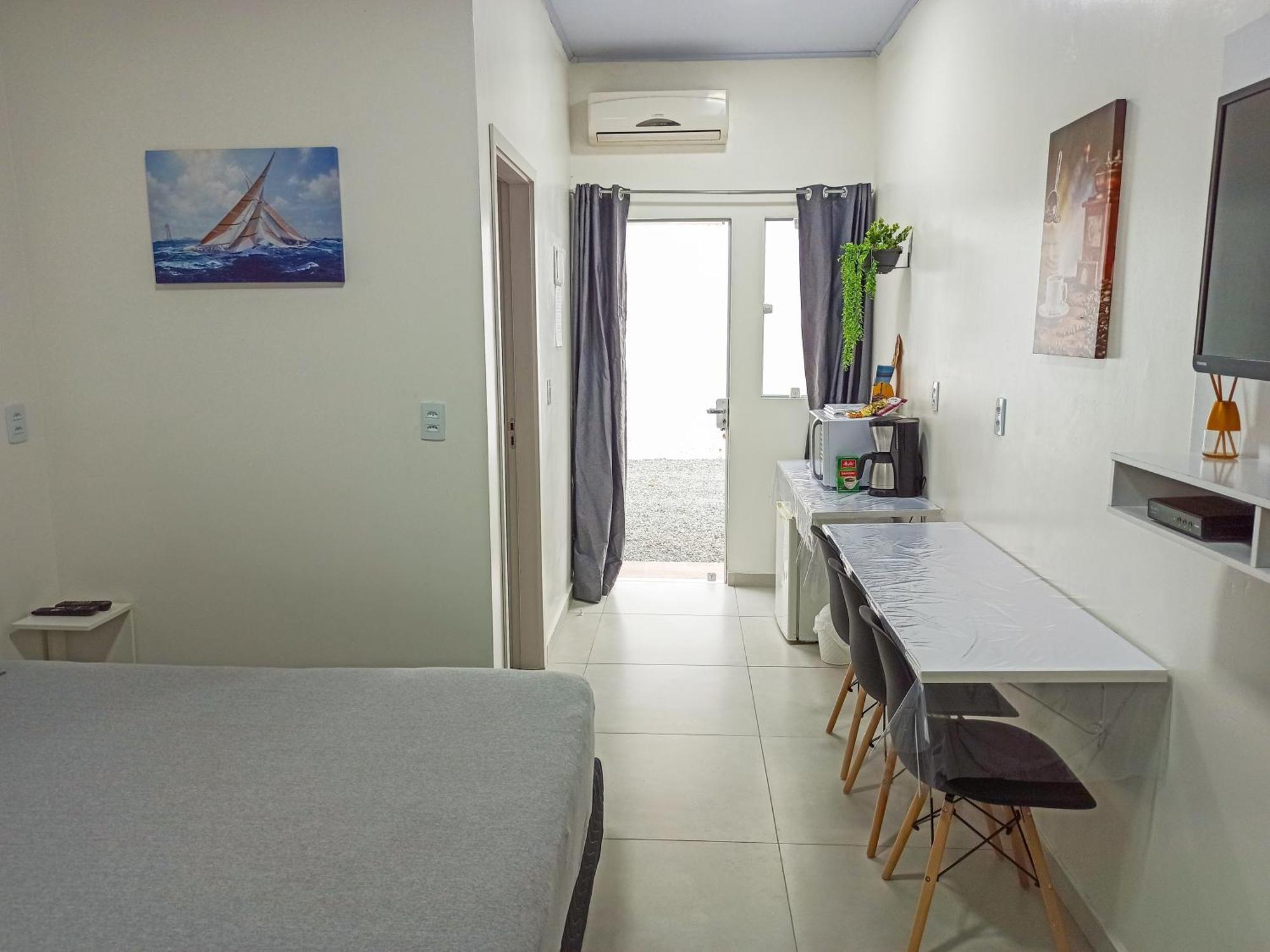 Suites A 100M Da Praia E 800M Do Beto Carrero Penha  Exterior foto