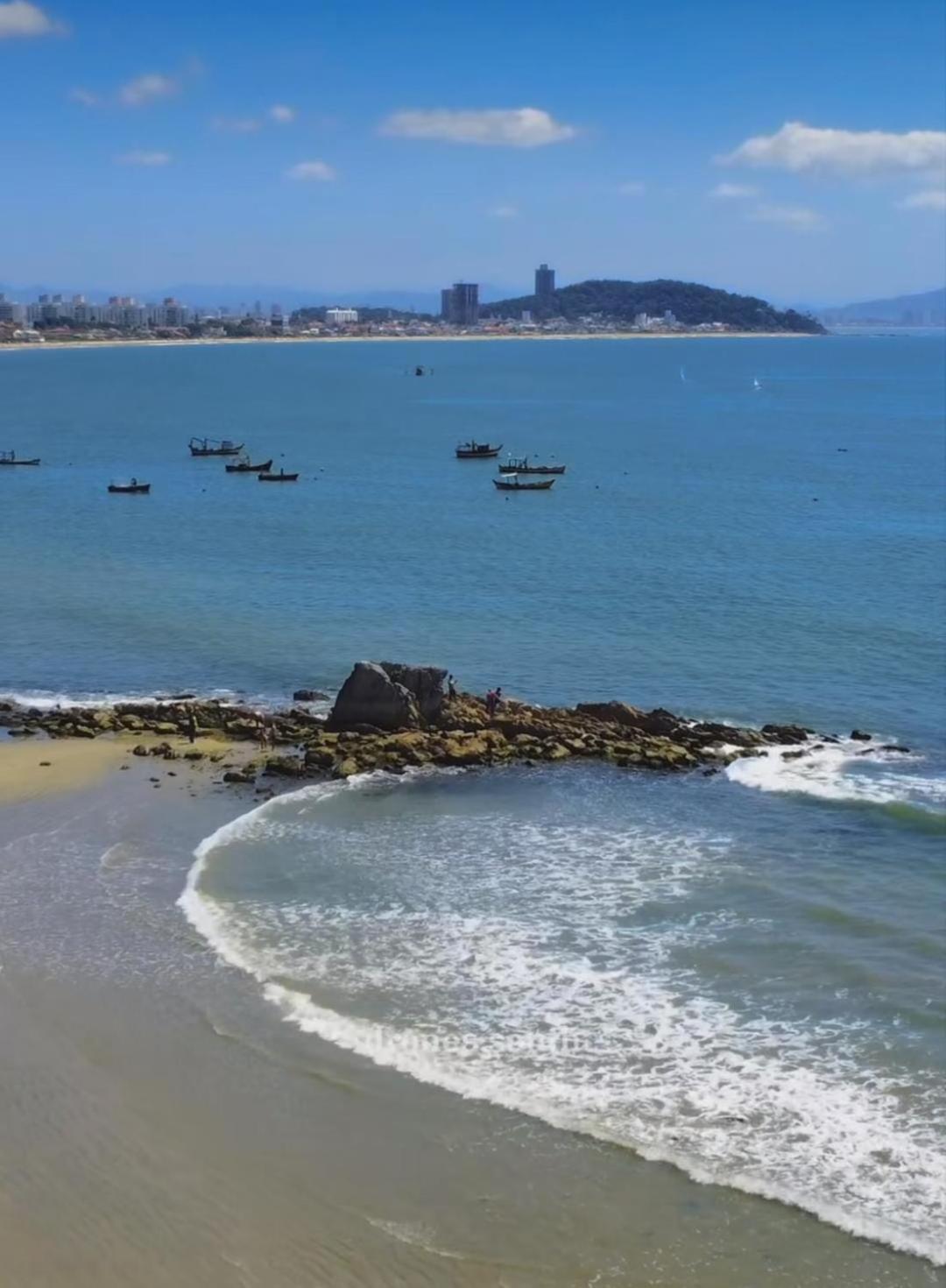 Suites A 100M Da Praia E 800M Do Beto Carrero Penha  Exterior foto